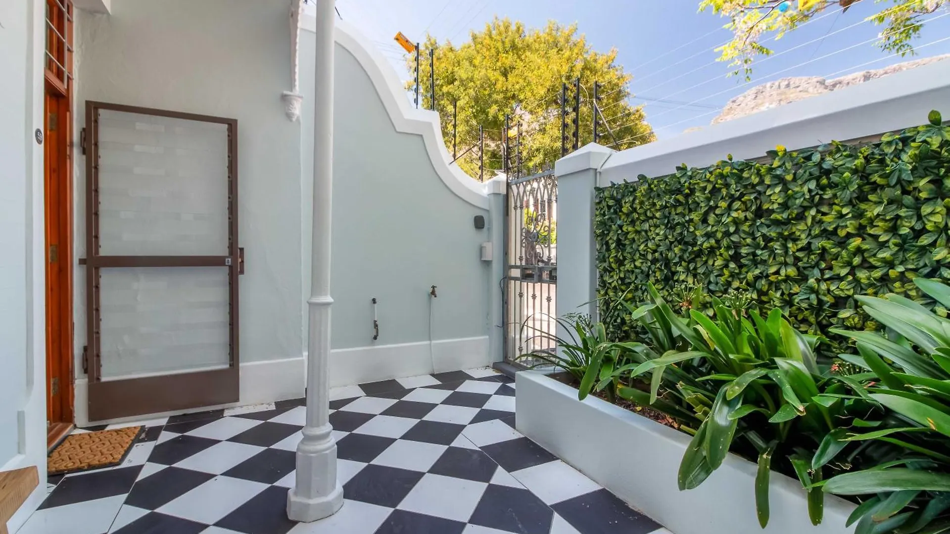 Beautiful Old Victorian Home Cape Town